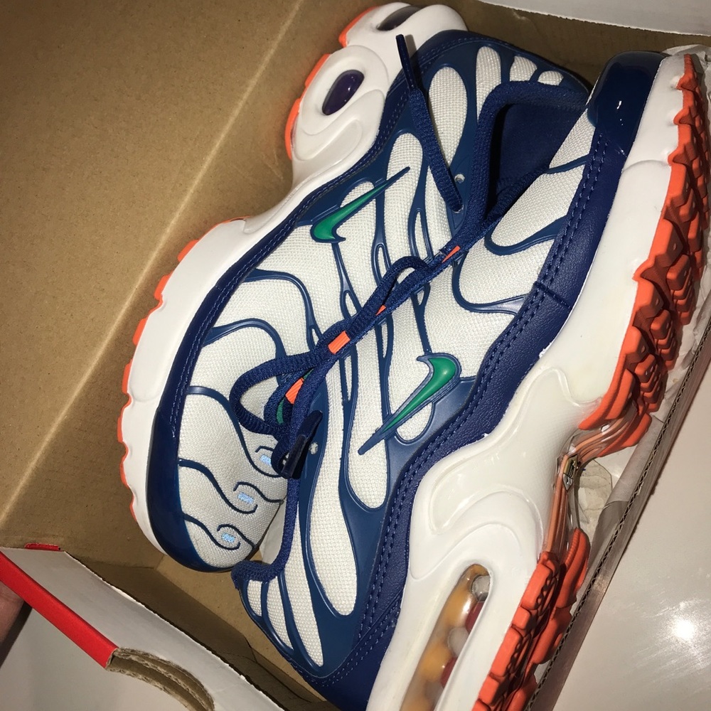 Nike shoes